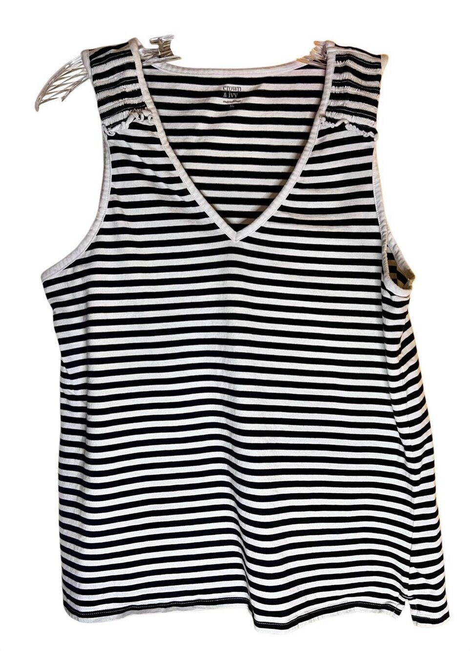 Crown & Ivy Sleeveless Black & White Stripe Top Size XL